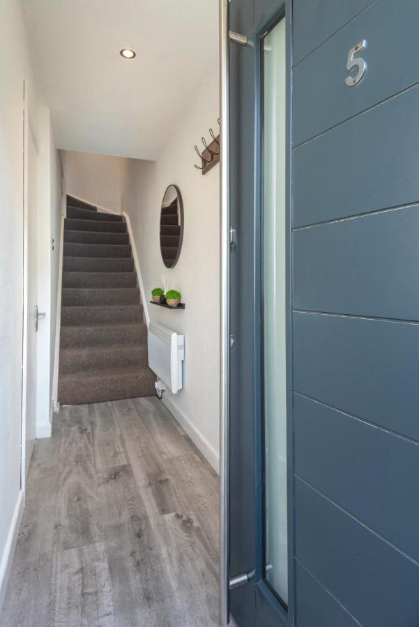 2 Bed Town House With Garden In Hackney, London Apartment Bagian luar foto