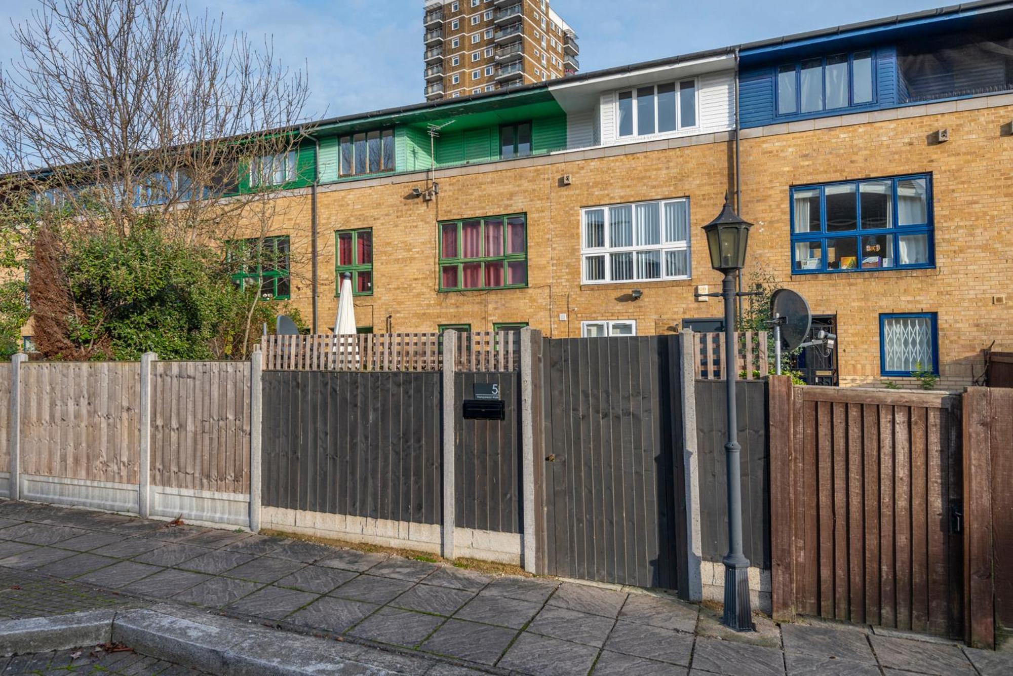 2 Bed Town House With Garden In Hackney, London Apartment Bagian luar foto
