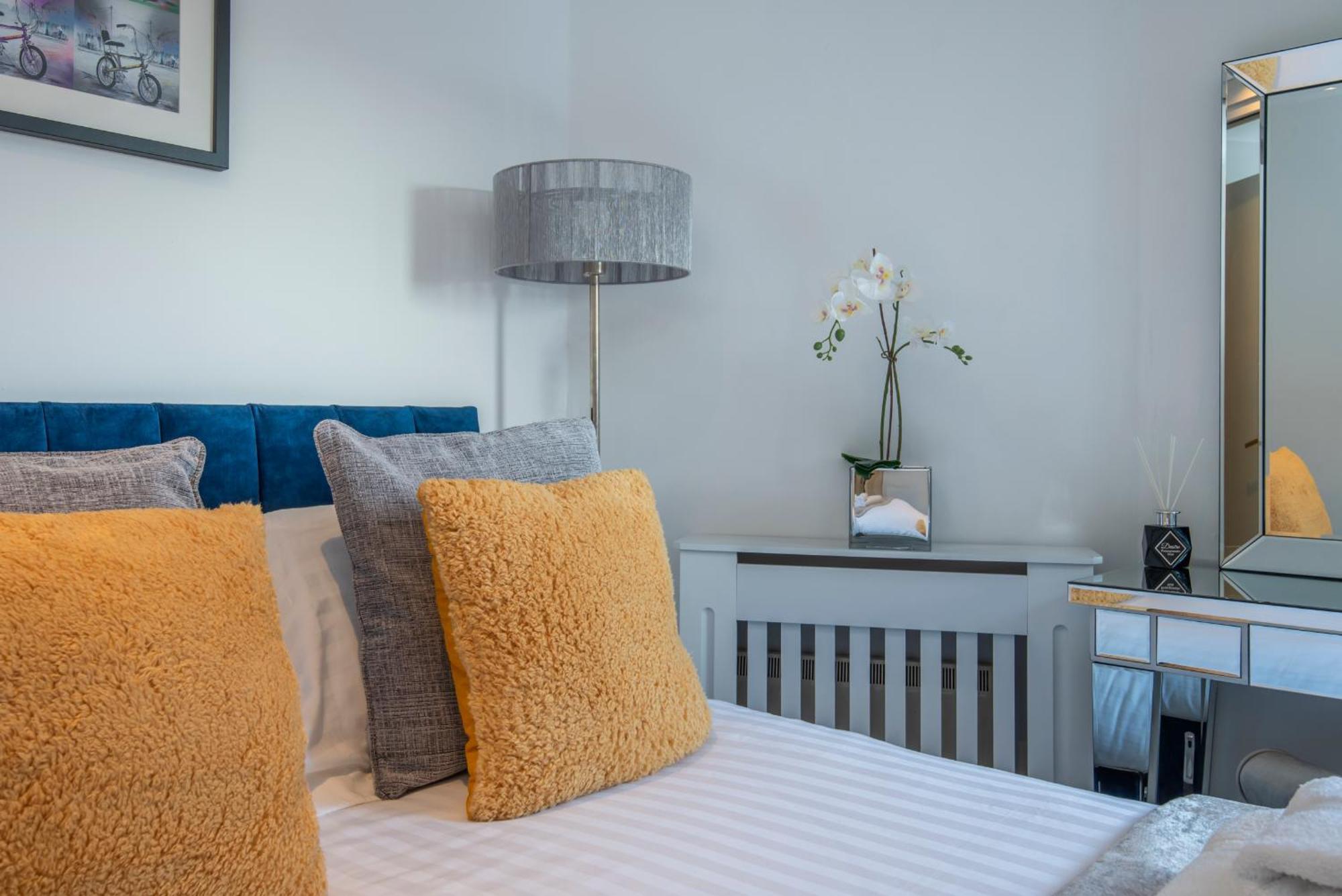 2 Bed Town House With Garden In Hackney, London Apartment Bagian luar foto