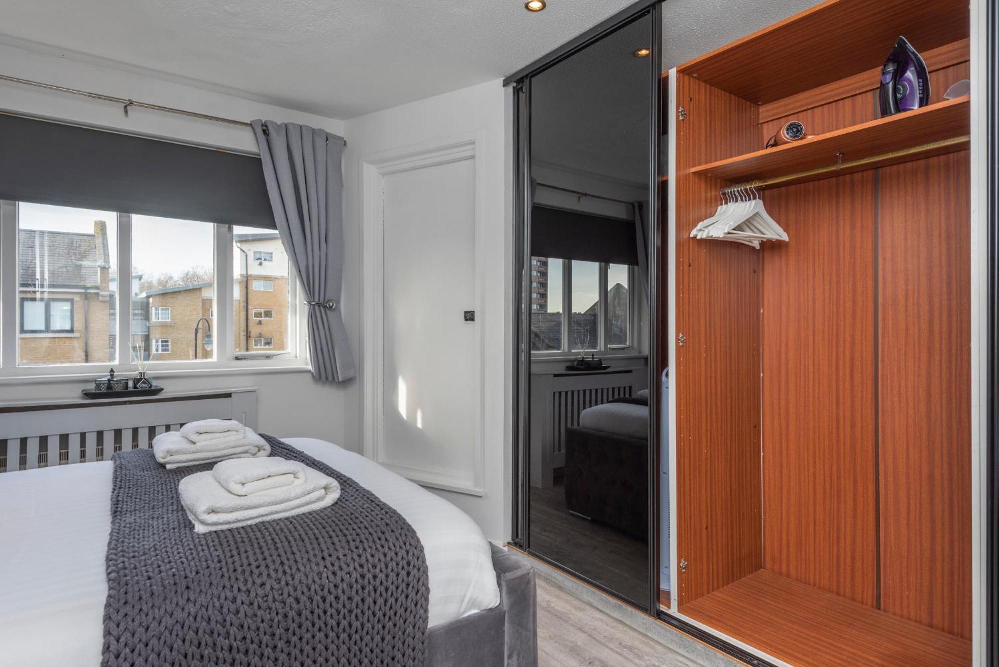 2 Bed Town House With Garden In Hackney, London Apartment Bagian luar foto